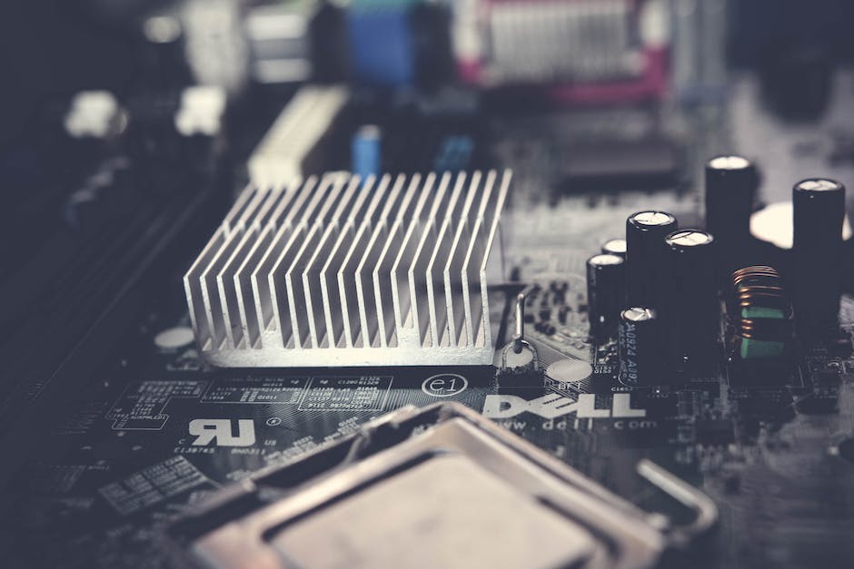 Image of the Intel Core i5-11600K processor